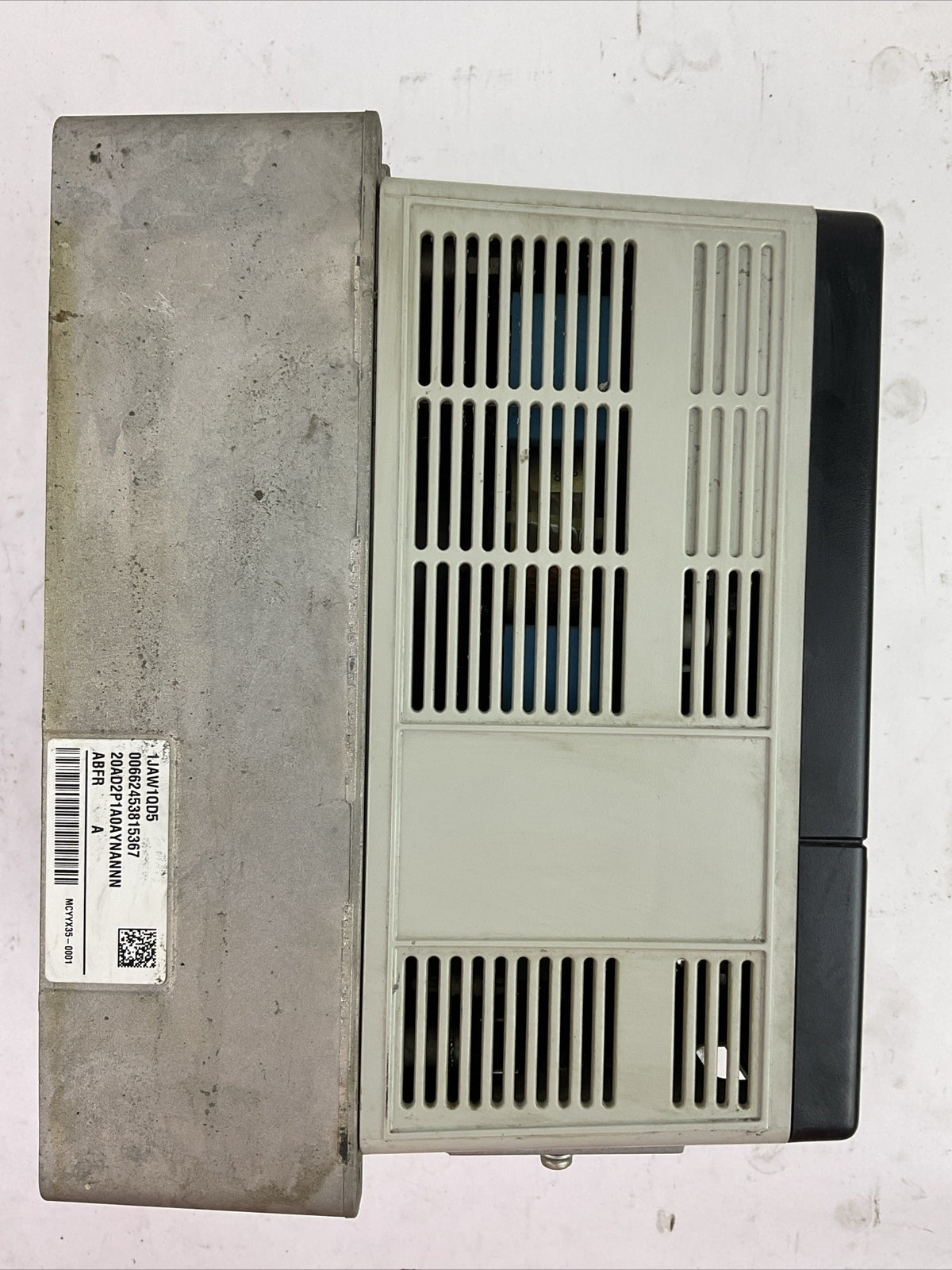 ALLEN BRADLEY 20AD2P1A0AYNANNN SER A FW 2.006 AC DRIVE 20-HIM-A3 SER C FW V6.001
