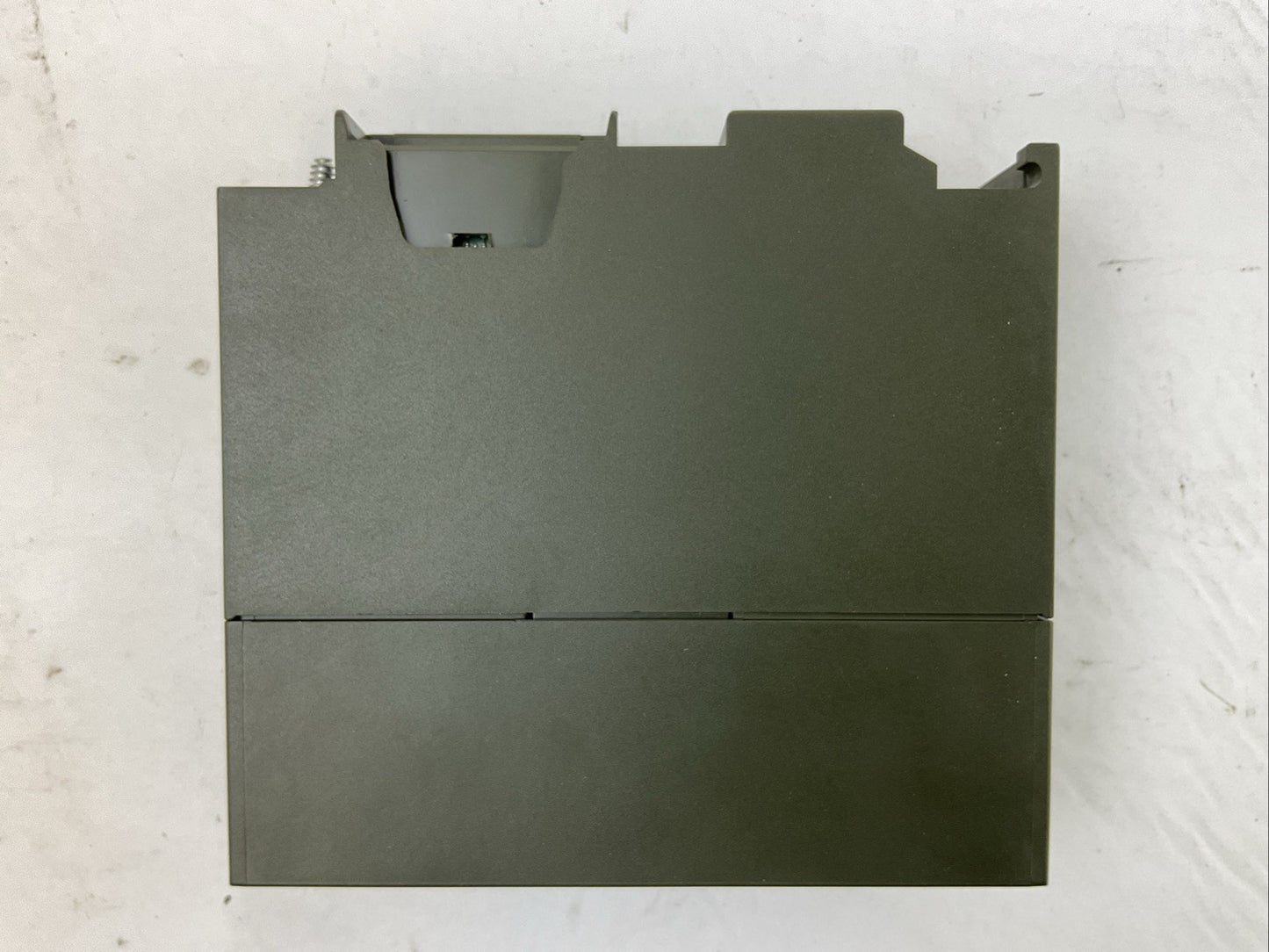SIEMENS 1P 6ES7 322-1HF20-0AA0 SIMATIC S7 OUTPUT MODULE