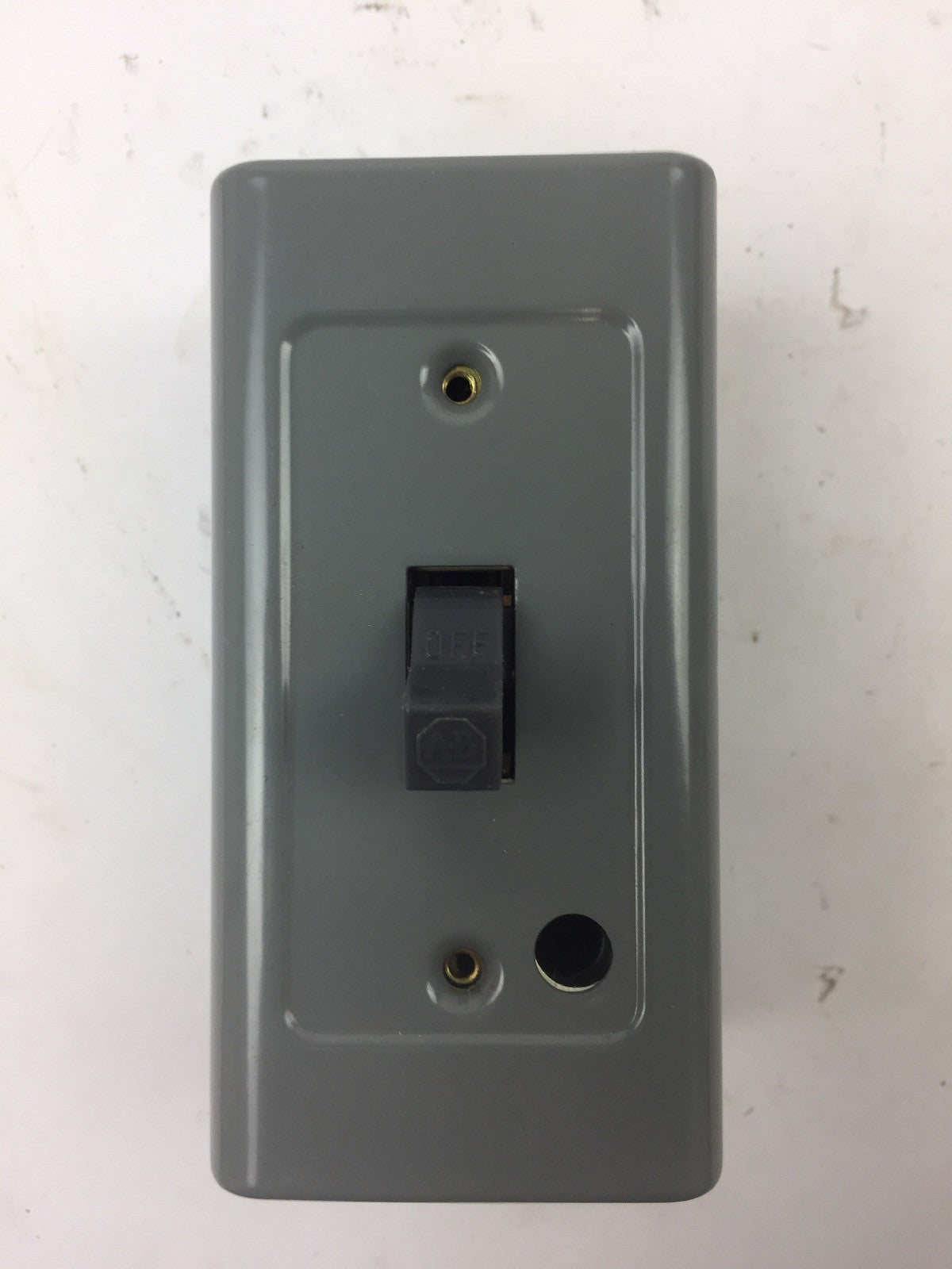 ALLEN BRADLEY 600-TAX4 MANUAL MOTOR STARTER SERIES B