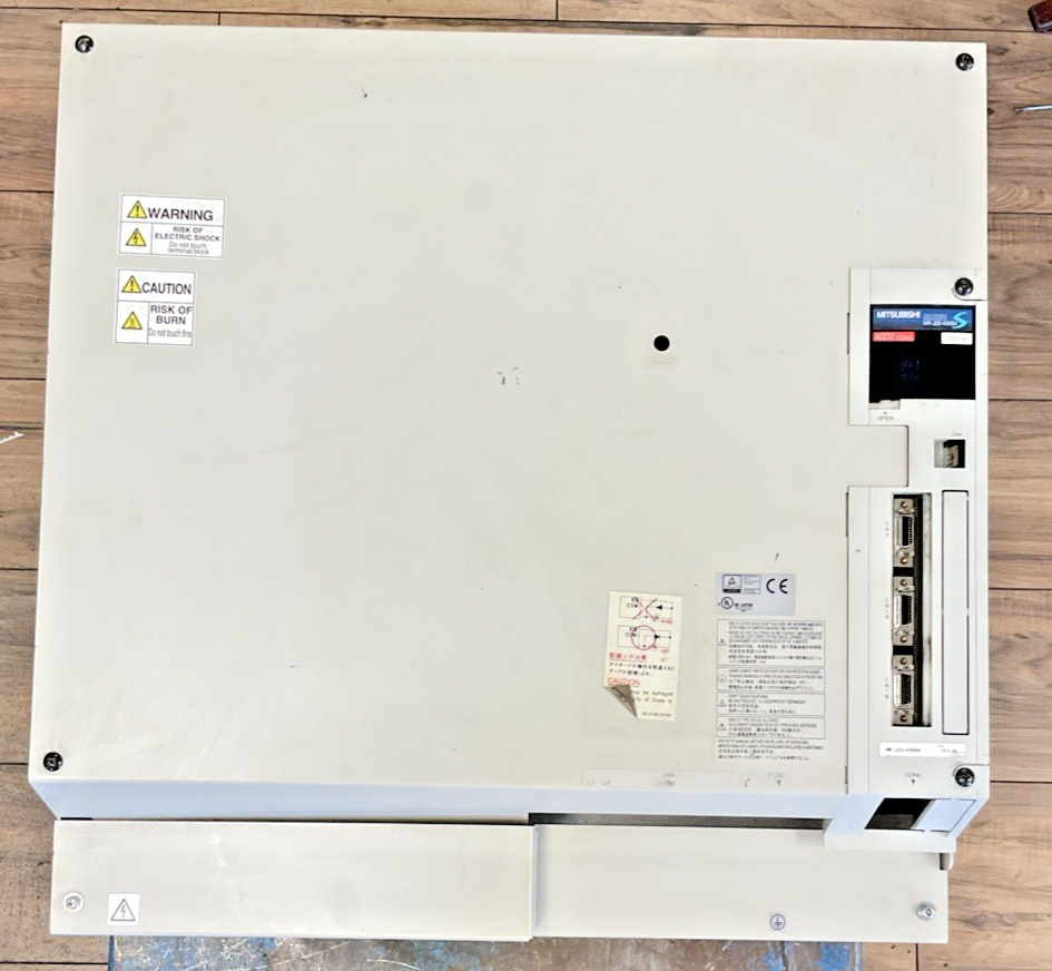 MITSUBISHI MR-J2S-45KBA-QN140 SERVO DRIVE 45KW 93.0A 480VAC