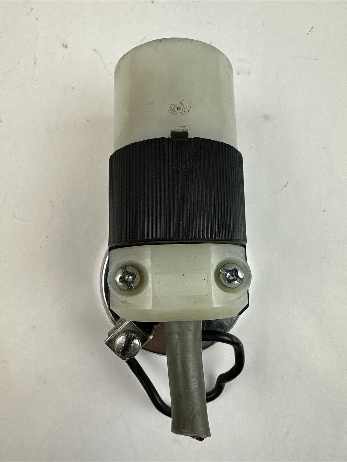HUBBELL HBL5269C INSULGRIP RECEPTACLE CONNECTOR 125V 15A