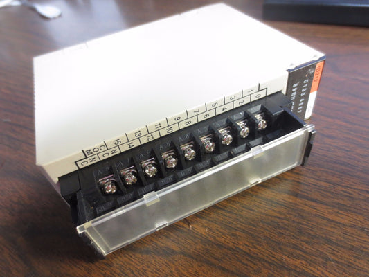 OMRON C200H-ID212 INPUT MODULE - 24VDC, 7mA