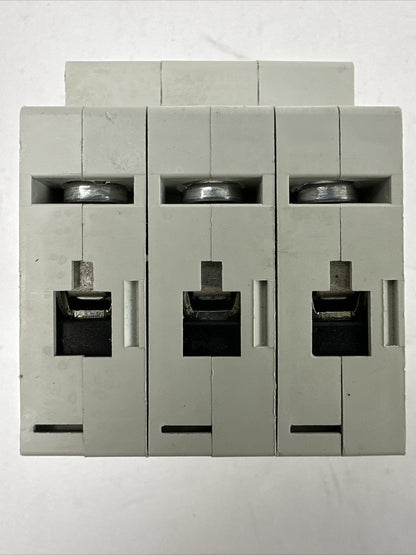 EATON XEFFECT FAZ-C5/3 CIRCUIT BREAKER 408Y/277VAC 5A 3POLE