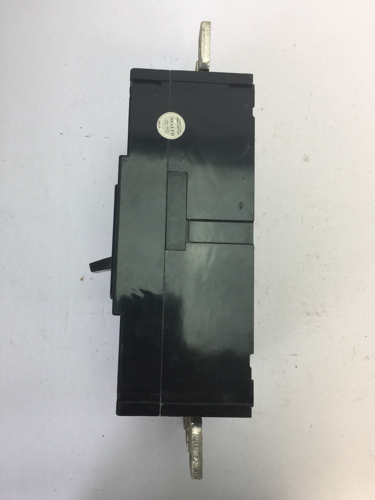 LG ABS403 CIRCUIT BREAKER 300A 600VAC 250VDC  3 POLES