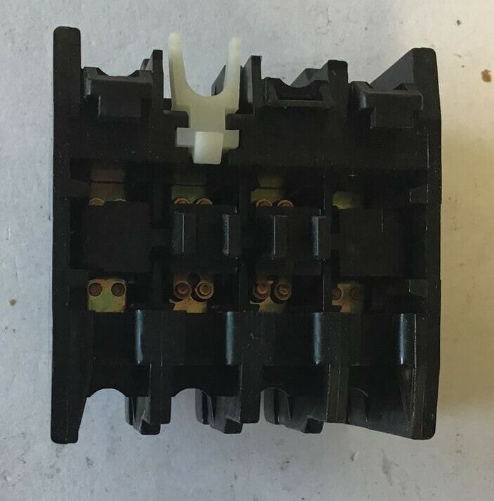 ABB CA7-22E AUXILIARY CONTACT 2N0-2NC 600VAC 10A