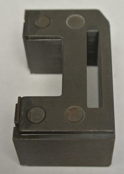 ALLEN-BRADLEY X-225320 YOKE ASSEMBLY / NEW SURPLUS