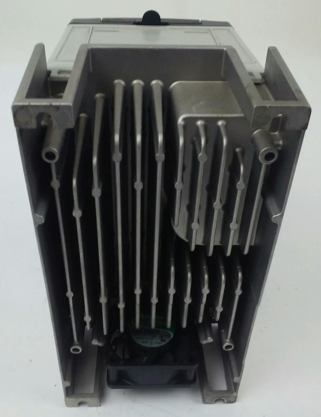 ALLEN BRADLEY POWER FLEX 70 20A-D2P1A3AYNNNC0 SER. A,3PH,480V, 1HP, W/ 20-HIM-A3