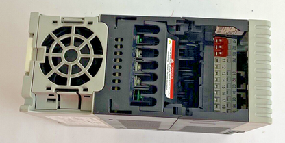 ALLEN BRADLEY 25B-D4P0N104 POWERFLEX 250 FRN:2.002 SER.A 480V 2HP  AC DRIVE