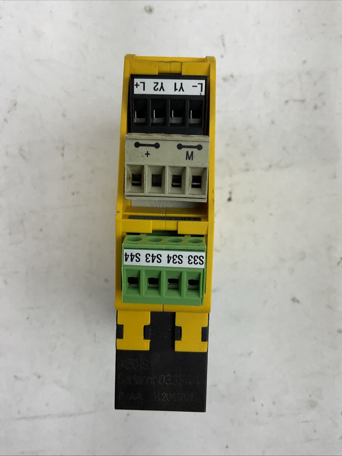 IFM G1501S SAFETY RELAY OUTPUT 6A 250VAC 24VDC INPUT 24VDC
