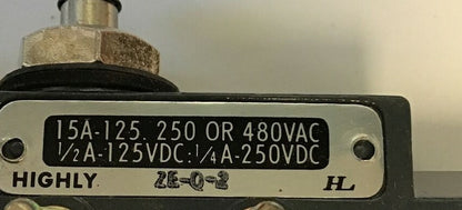 H.L. ELECTRIC ZE-Q-2 PRECISION ENCLOSED SWITCH 480VAC 250VDC 15A