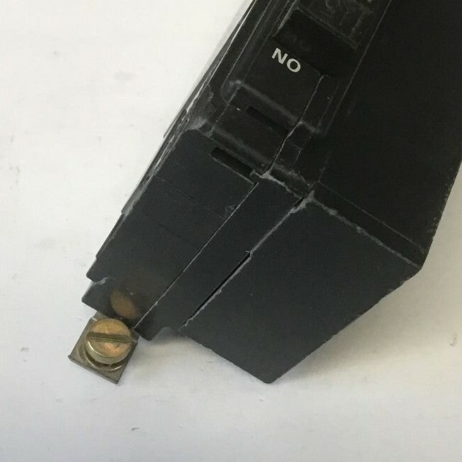 SQUARE D QOB115EPD1200 CIRCUIT BREAKER 15AMP 120VAC