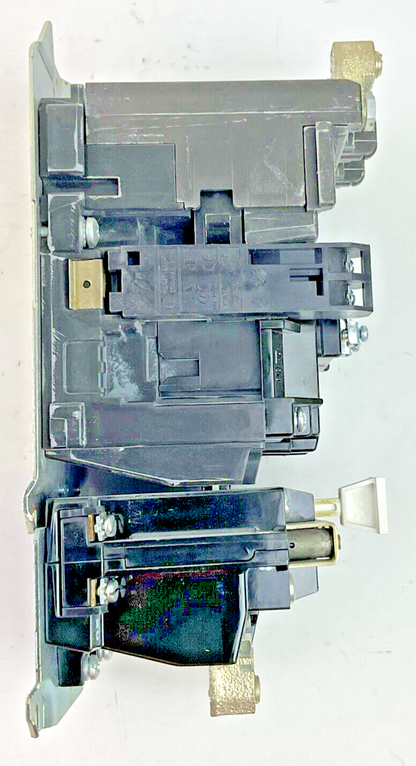 ALLEN-BRADLEY  500F-COD930 STARTER SER. C SIZE 2 W/ 595-A SER.C- HEATERS VARY