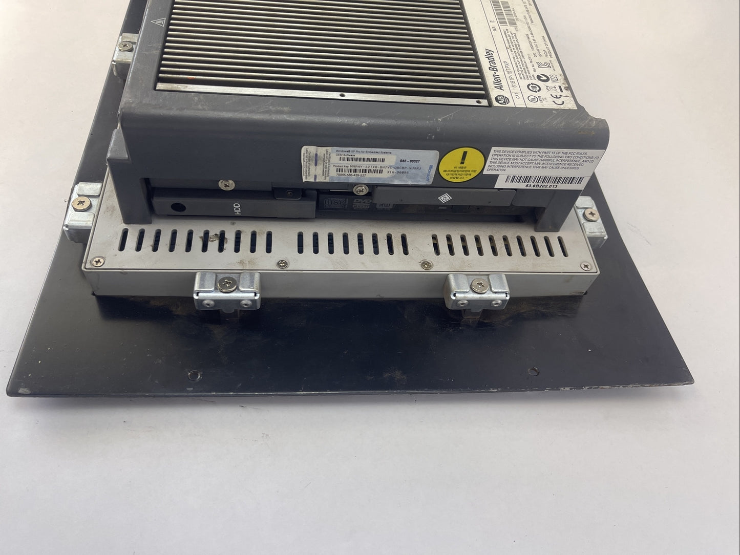 ALLEN BRADLEY 6181P-15TPXP DISPLAY COMPUTER SER E 100-240VAC 0.95-0.46A 110VA