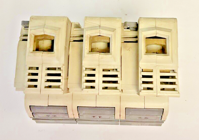 ALLEN BRADLEY 1492-FB3J30-L FUSE HOLDER SER.B 30A 600V CLASS J