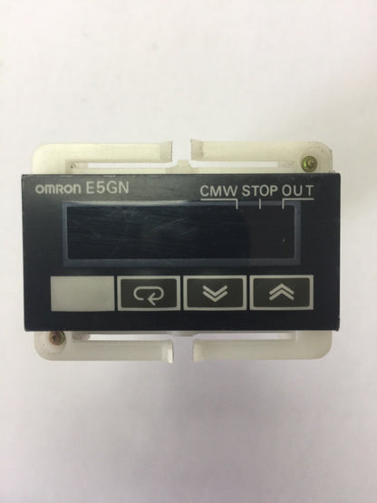 OMRON E5GN-Q1P TEMPERATURE CONTROLLER 111-240VAC OUTPUT 21mA 12VDC