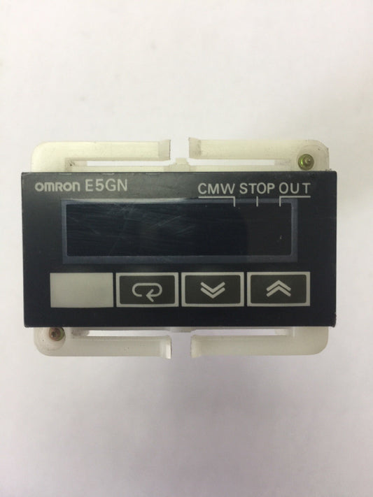 OMRON E5GN-Q1P TEMPERATURE CONTROLLER 111-240VAC OUTPUT 21mA 12VDC