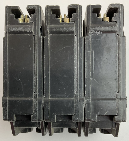 GE TYPE THHQL32045 45AMP 240VAC 3POLE CIRCUIT BREAKER