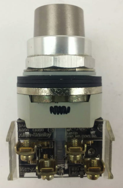 ALLEN BRADLEY 800T-H33KE8 SER. T SELECTOR SWITCH TYPE 4-13, NO KEY, 800T-H33
