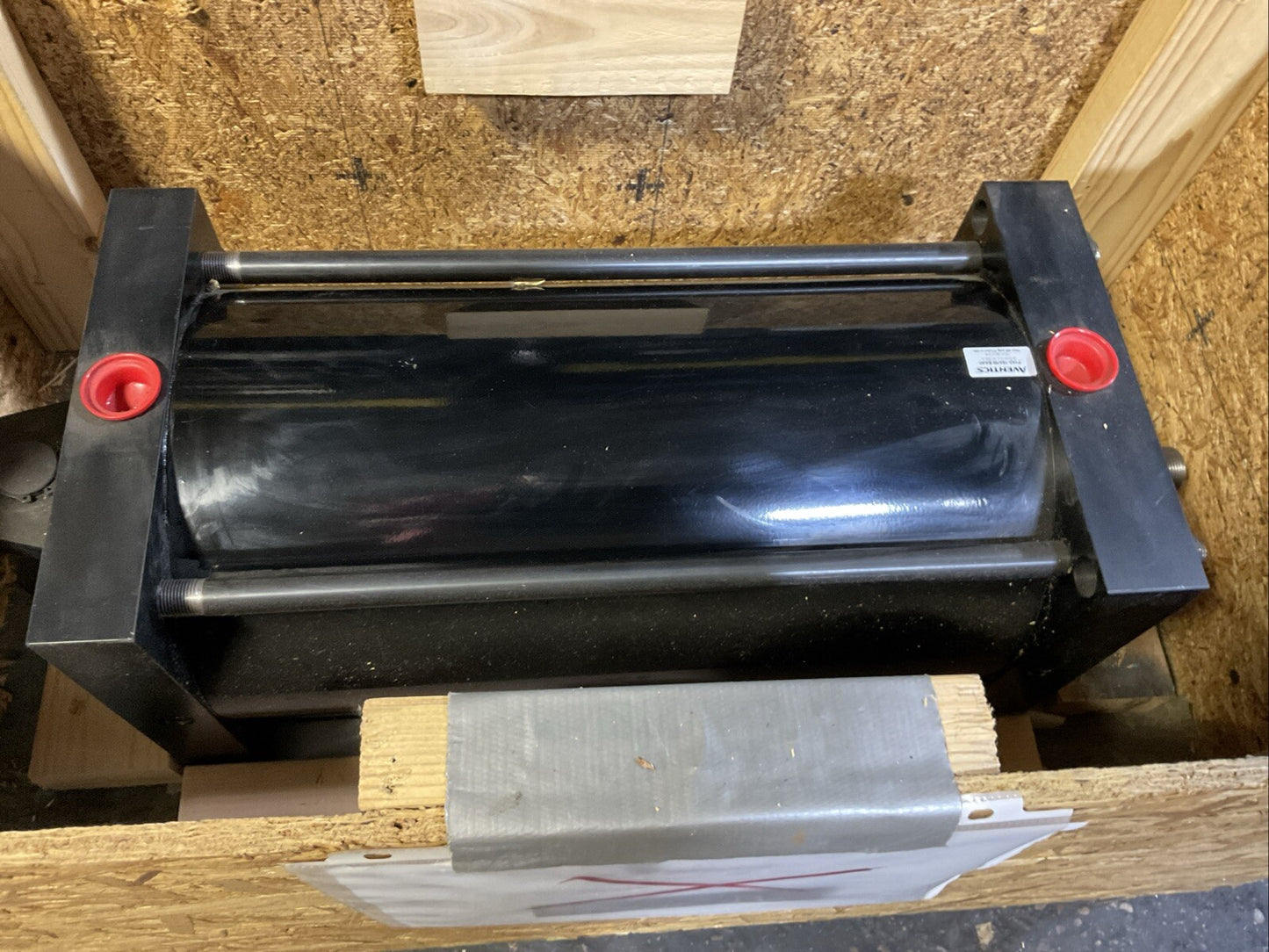 AVENTICS P1AX-16A1M-BAA0 CYLINDER 10.00 in X 16.000 in psig