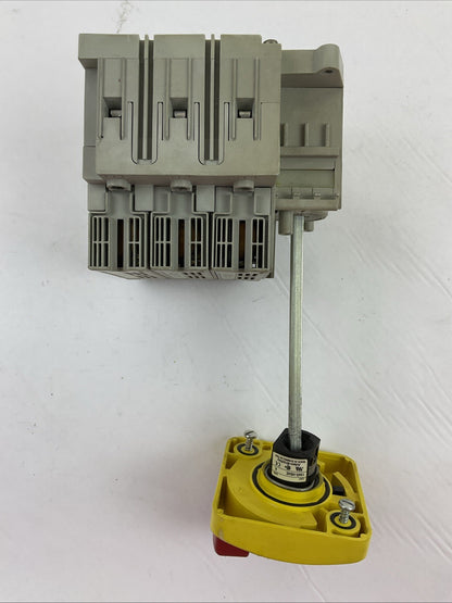 ALLEN BRADLEY 194R-J30-1753 SER A DISCONNECT SWITCH 194R-HS4E HANDLE SER A
