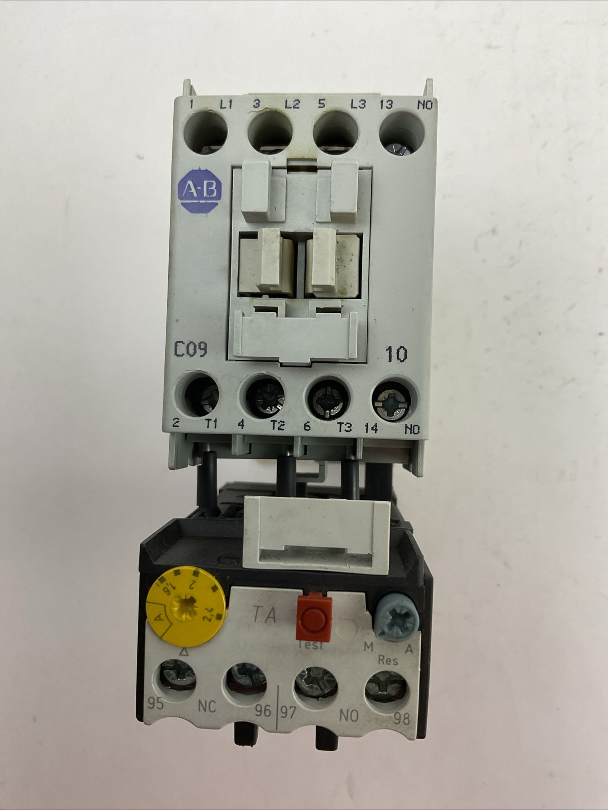 ALLEN BRADLEY STARTER (100-C09Z*10 SER A COIL 24VDC + 193-TAB24 1.6-2.4A)