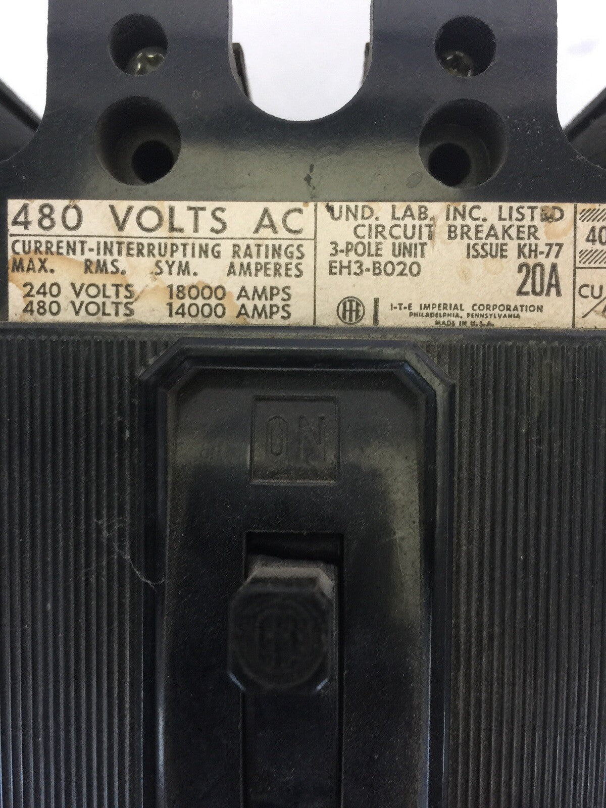 ITE EH3-B020 CIRCUIT BREAKER 20AMP 240/480VAC 3 POLE