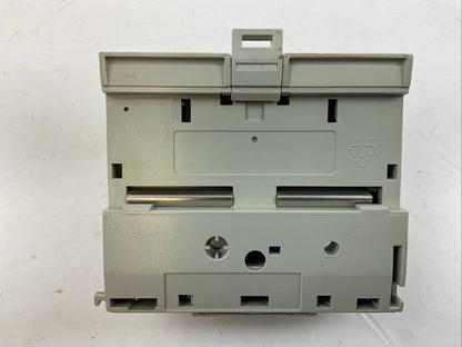 ALLEN BRADLEY 1794-TB32  SER A REV A01 F/W REV NO F/W TERMINAL BASE