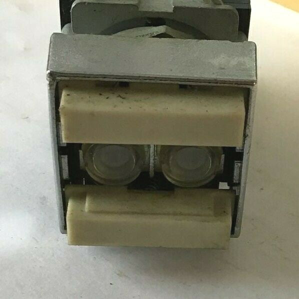 SQUARE D 9001KXAKM21 LIGHT MODULE SER.A W/ PUSH BUTTON 120V 60HZ 9001KA-1 SER.G