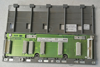 SCHNEIDER / MODICON TSX COMPACT DTA 200/AS-HDTA-200 PRIMARY SUBRACK / 5-SLOTS