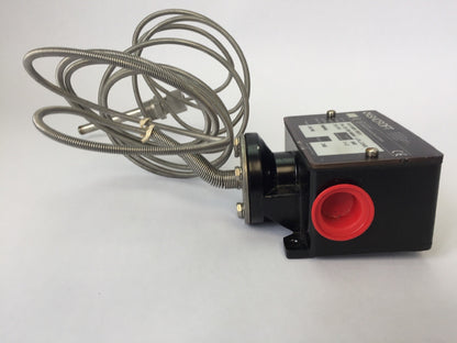 ASHCROFT T424T10030 XBXFS TEMPERATURE REGULATING EQUIPMENT 15A,125/250/480VAC