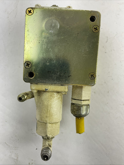 ALLEN BRADLEY 836T-T350JX7 PRESSURE CONTROL SER A