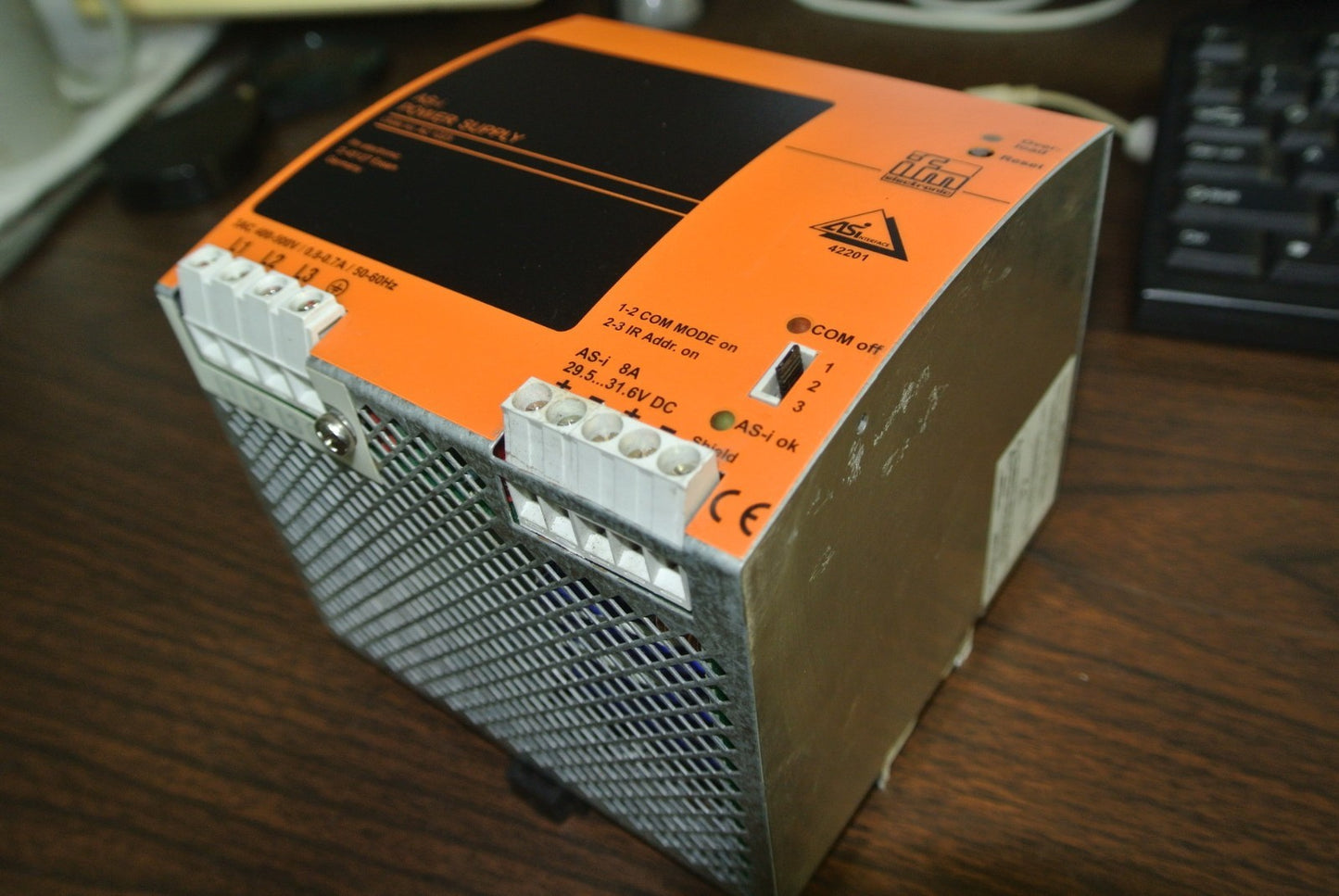 ifm AC1223 - POWER SUPPLY - OUTPUT = 30.5V 8A