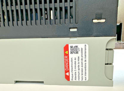 ALLEN BRADLEY 25B-D4P0N104 POWERFLEX 525 AC DRIVE FRN 5.001 SER A W/ 25-JBAA
