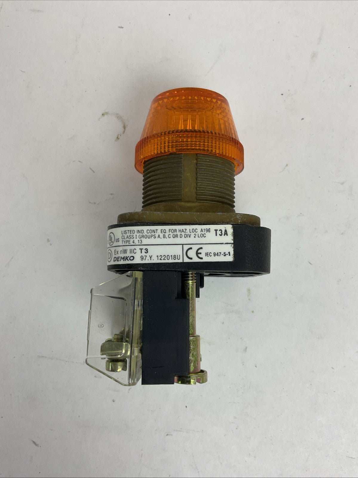 ALLEN BRADLEY 800T-Q11A SER T 120V PILOT LIGHT TYPE 4, 13 AMBER LENS