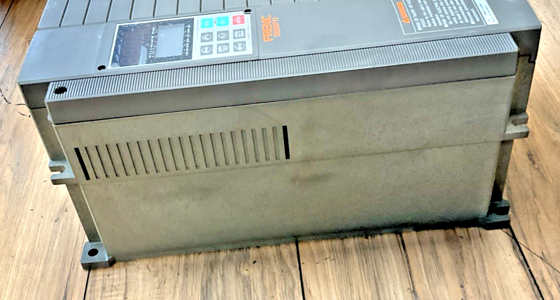 FUJI FRENIC FRN025P11S-4UX 5000P11 INVERTER 480V 50/60HZ 43A