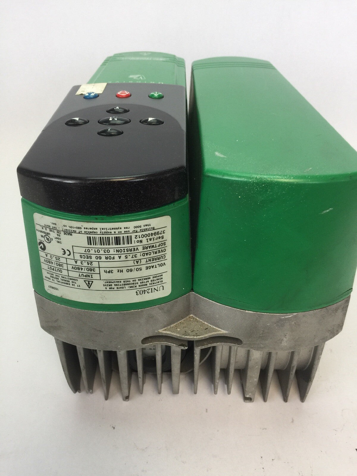 CONTROL TECHNIQUES UNI2403 UNIDRIVE 380/480V