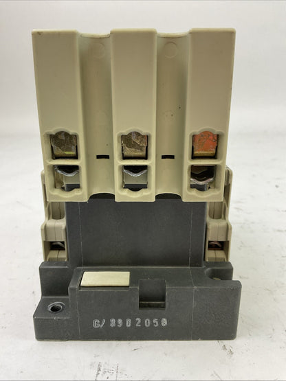 SIEMENS 3TF46 CONTACTOR 600VAC 70A 50HP COIL 120V 60HZ