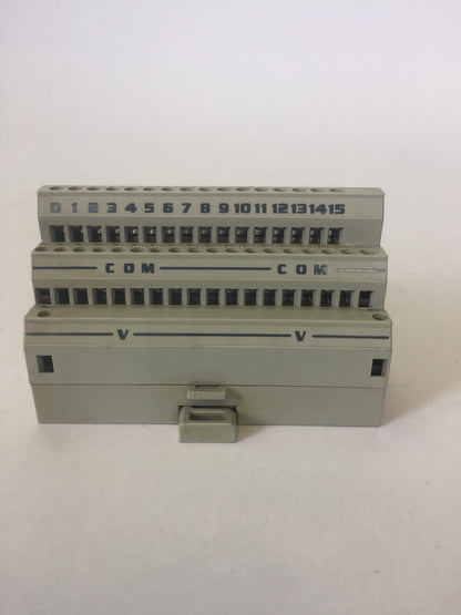 ALLEN BRADLEY 1794-TB2 I/O TERMINAL BLOCK SER A REV A01 F/W REV BLANK 5VDC