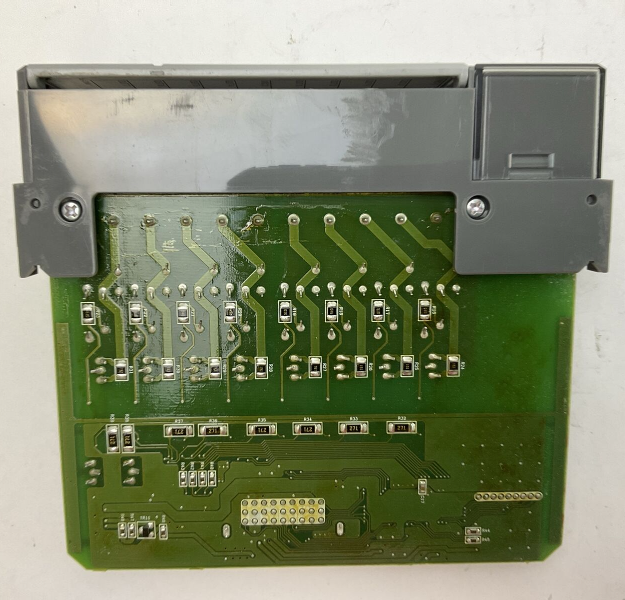 ALLEN BRADLEY 1746-OA8 SER B F/W N/A DIR/VER 10000058878/05 SLC500 OUTPUT MODULE