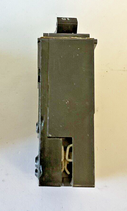 ARROW HART/ MURRAY MP115 CIRCUIT BREAKER 15A 1POLE STYLE MP 240VAC ***LOTOF4***
