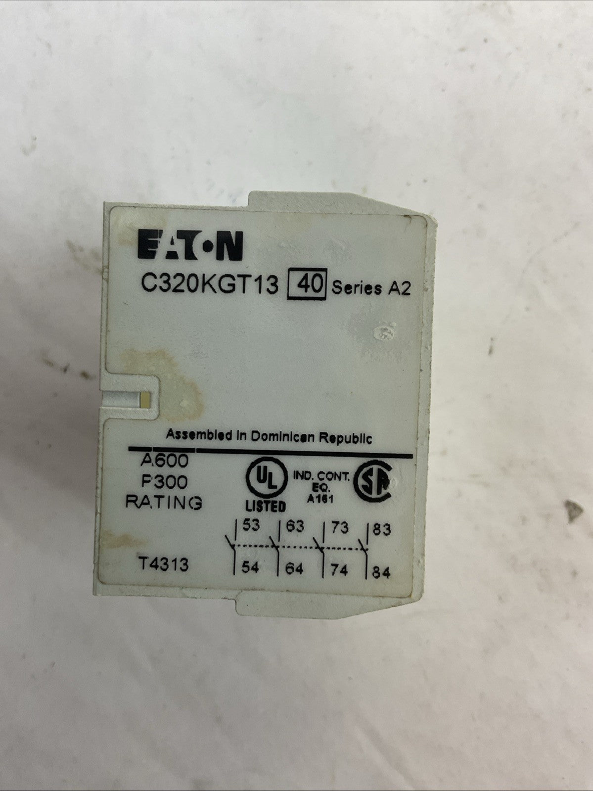 EATON C320KGT13 SERIES A2 FREEDOM SERIES TOP MTD AUXILIARY CONTACT 4N.O.