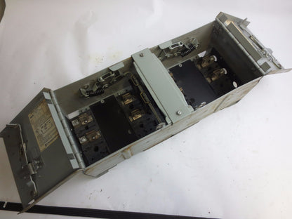 I-T-E V7E2233LM TWIN PANEL SWITCH 250VAC, 100A, 2-POLE - 7.5HP @240V, 15 HP MAX