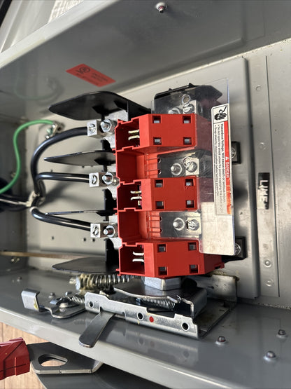 SIEMENS HNF362JCH NON-FUSIBLE HD SAFETY SWITCH TYPE 60A 600VAC 250VDC