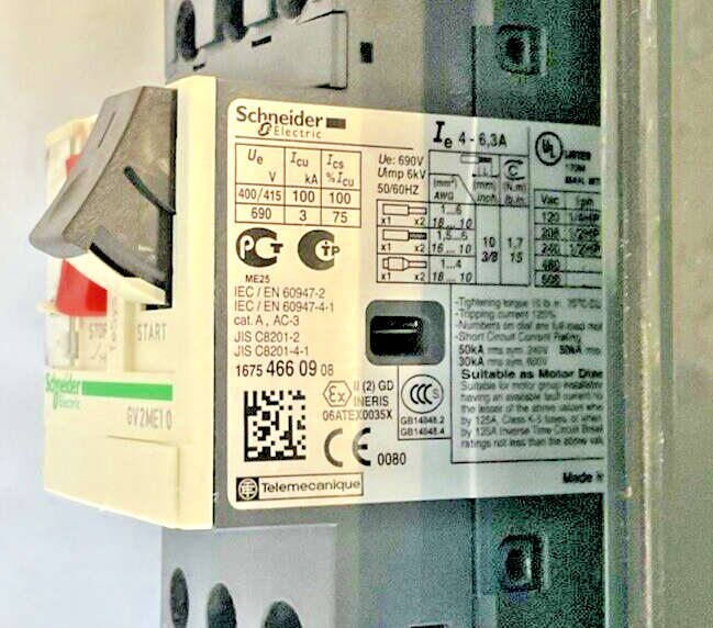 SCHNEIDER ELECTRIC GV2ME10 MOTOR CIRCUIT BREAKER W/ COVER