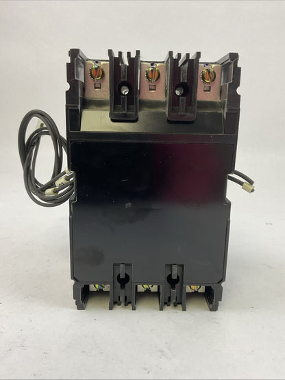 FUJI BU-ESB3015 CIRCUIT BREAKER 15A 600VAC 3P BU-WFH AUXILIARY SWITCH BU-FFH208A