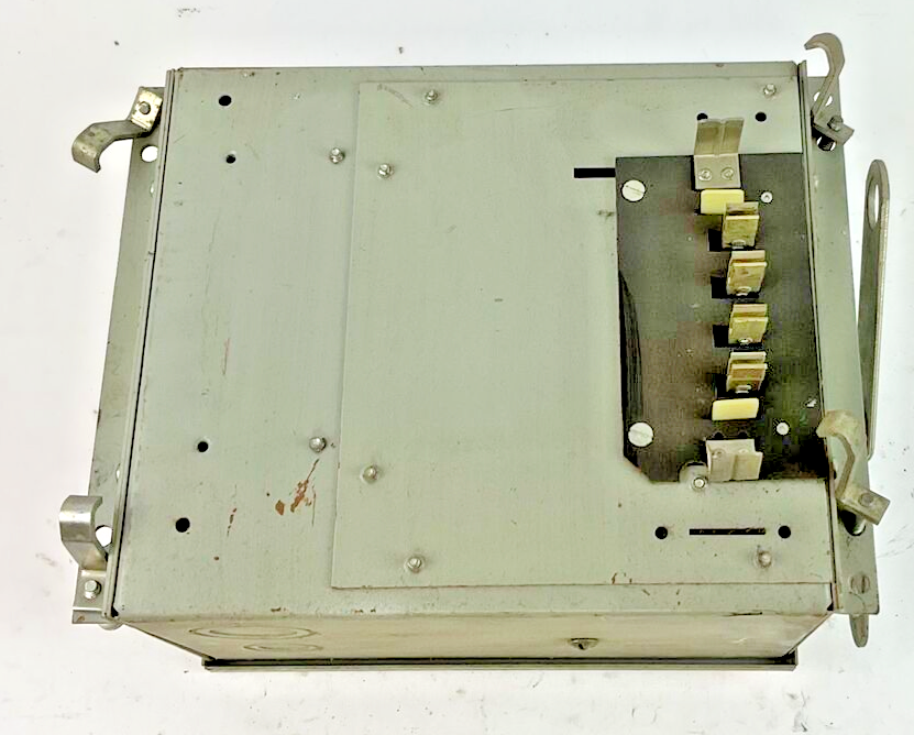 GENERAL ELECTRIC DH421R FUSIBLE BUS PLUG 30A 240VAC 30A 4W 3P STYLE 3 FLEXAPLUG