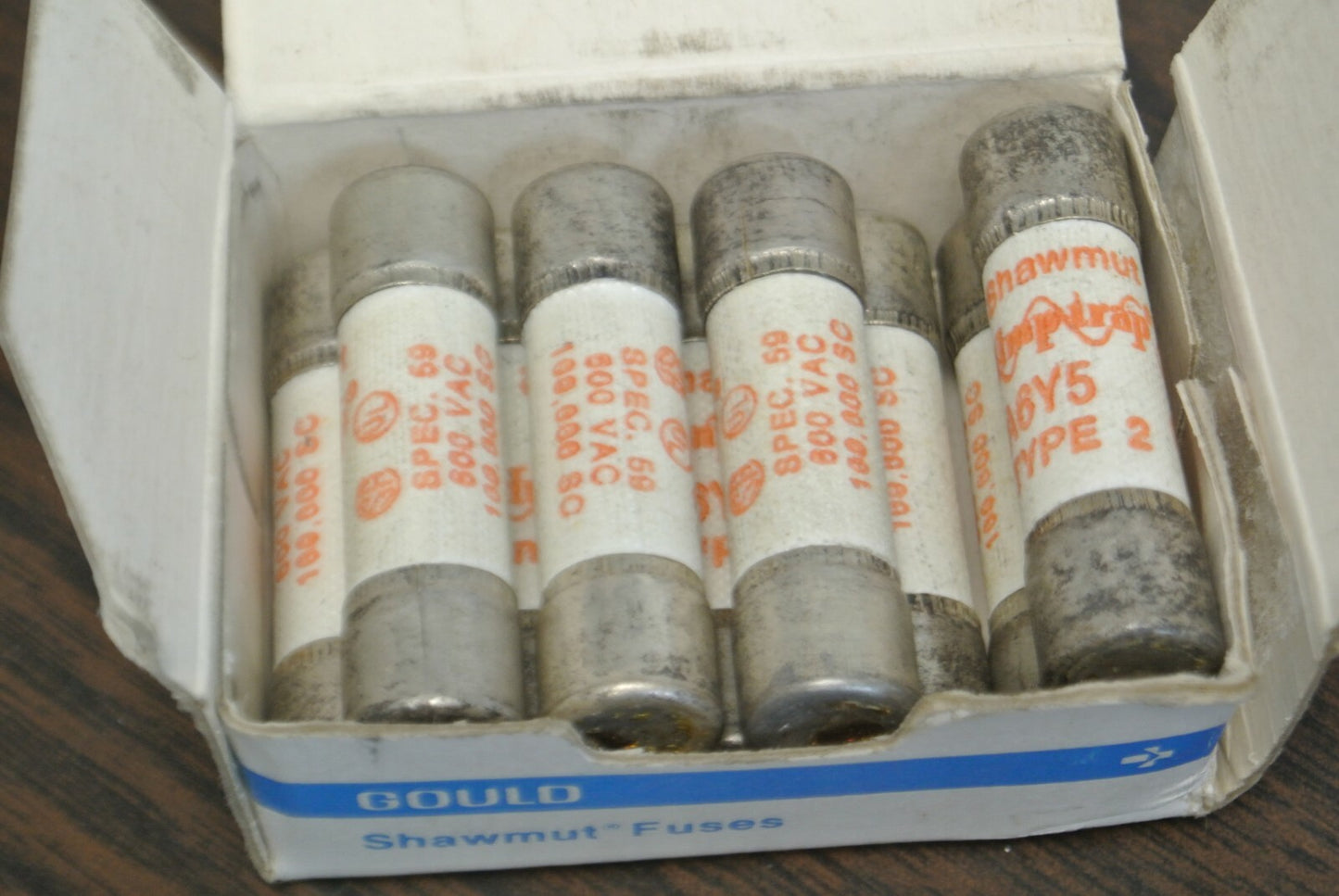 LOT of 9 / GOULD-SHAWMUT A6Y5 AMP-TRAP® FUSE / 5A / 600V / NEW SURPLUS
