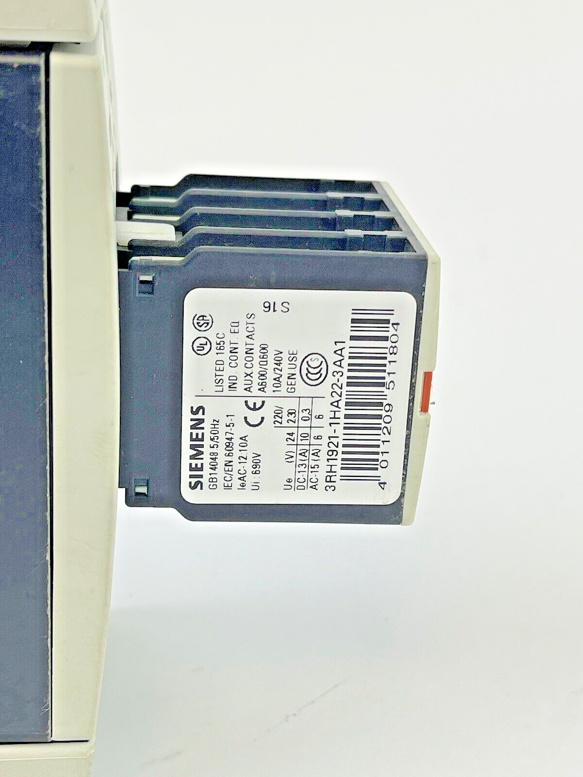 SIEMENS - 3RT1045-1BB44-3MA0 - CONTACTOR 24V & 3RH1921-1HA22-3AA1  AUX. CONTACT