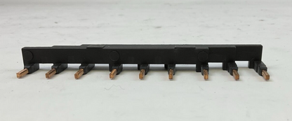 ALLEN BRADLEY 140M-C-W453N SER A COMPACT BUSBAR 600VAC 64A