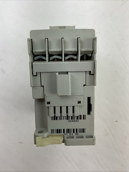 ALLEN BRADLEY 100-C23*10 SER C CONTACTOR 600VAC 30A 3PH 15HP COIL 120V 60HZ